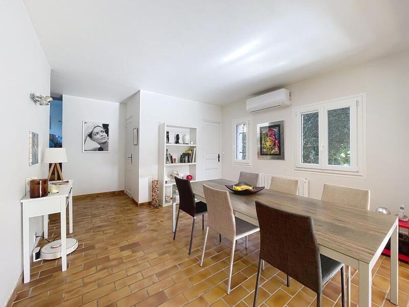 Villa - 180 m² - 5 pièces