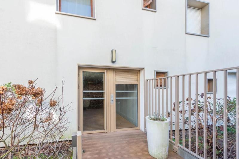 Studio - 30 m² - 1 pièce