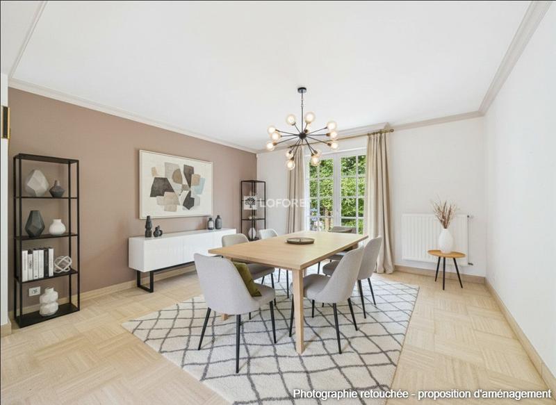 Maison traditionnelle - 215 m² - 9 pièces