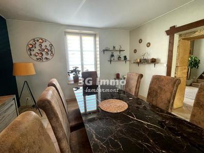 Maison de village - 280 m² - 7 pièces