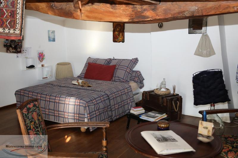 Propriété - 250 m² - 9 pièces