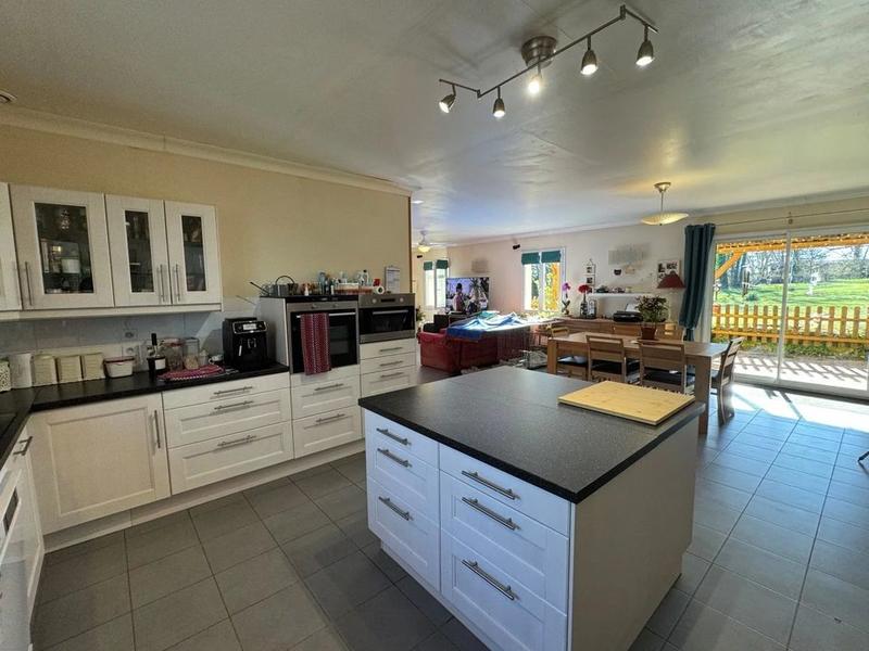 Maison - 158 m² - 5 pièces