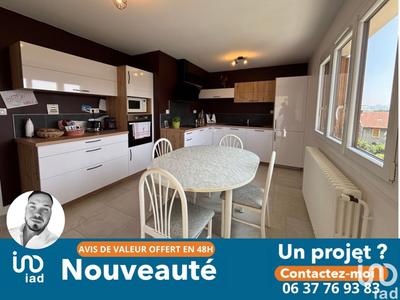 Appartement - 95 m² - 4 pièces