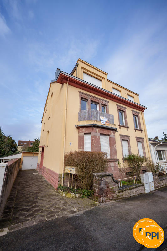 Appartement - 80 m² - 4 pièces