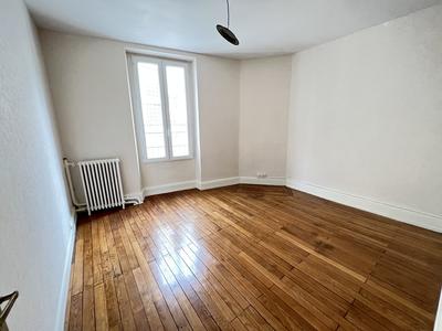 Appartement - 110 m² - 4 pièces