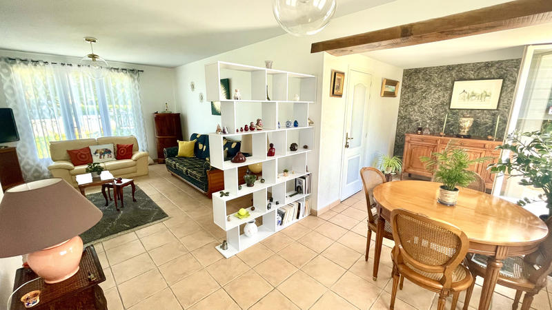 Maison - 90 m² - 5 pièces