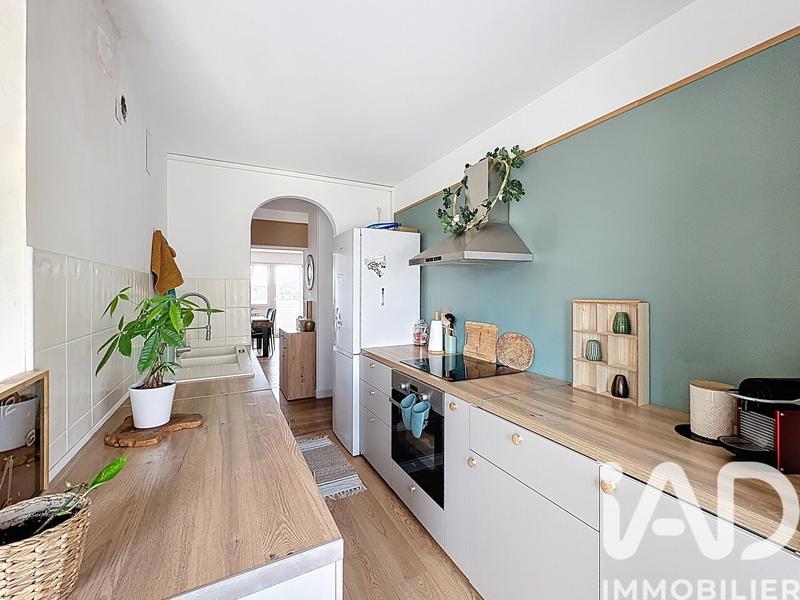 Appartement - 100 m² - 5 pièces