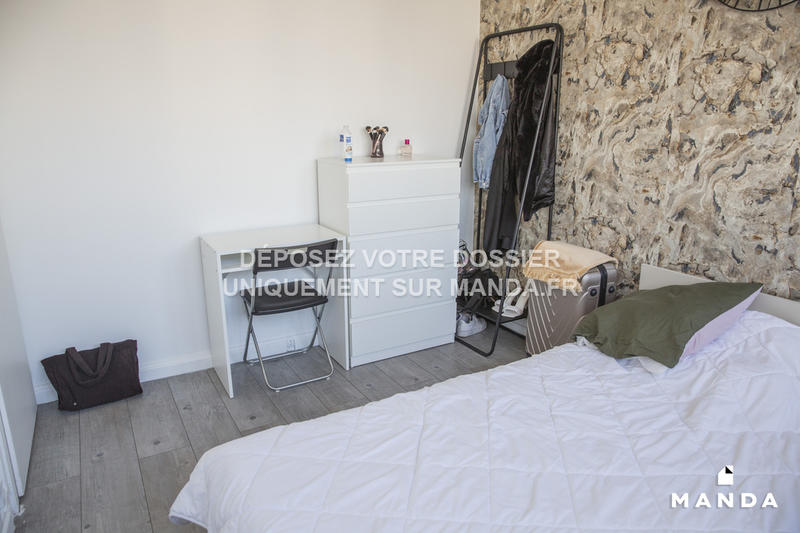 Chambre - 9 m² - 4 pièces