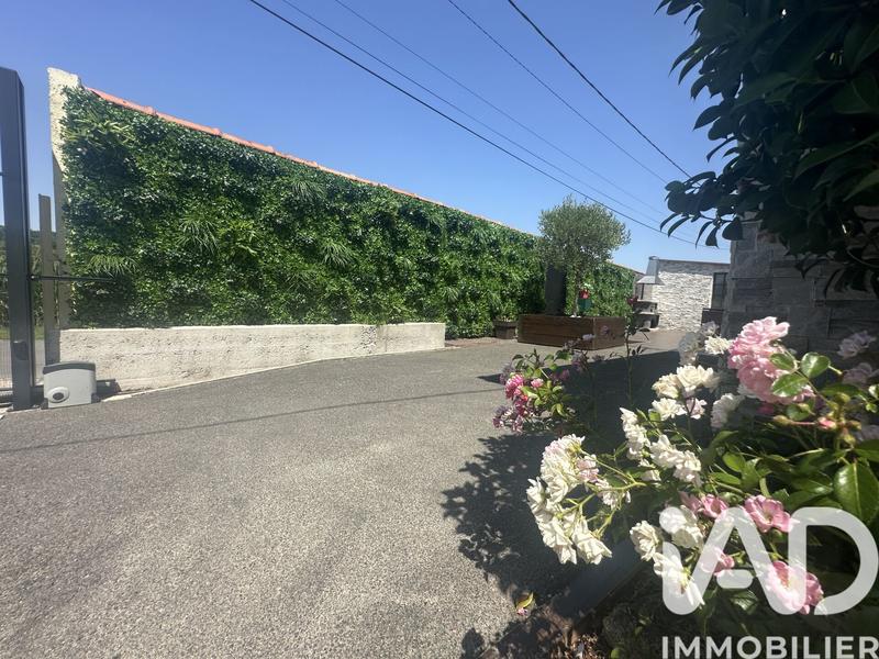 Maison - 192 m² - 8 pièces