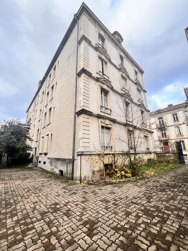 Appartement - 71 m² - 4 pièces