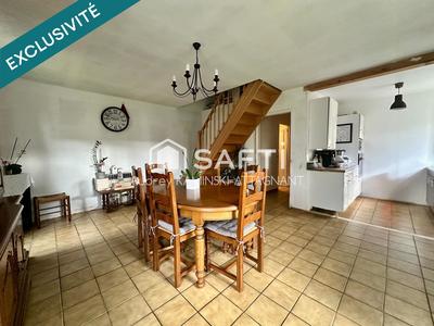 Maison - 90 m² - 5 pièces