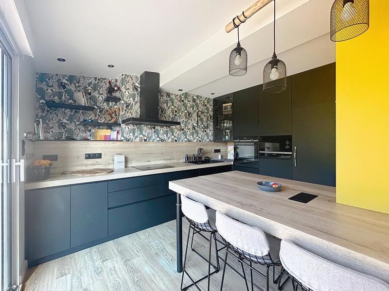 Maison de maîtres - 180 m² - 7 pièces