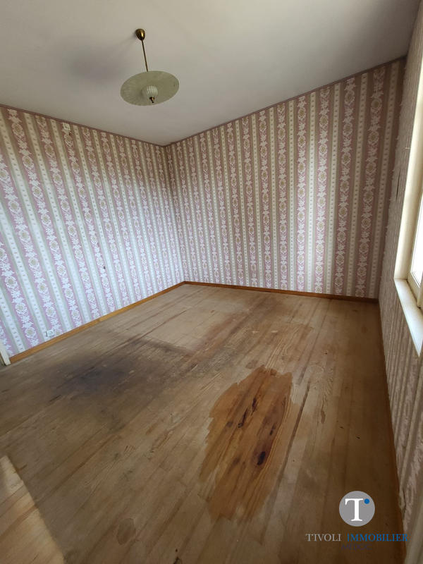 Maison - 206 m² - 6 pièces