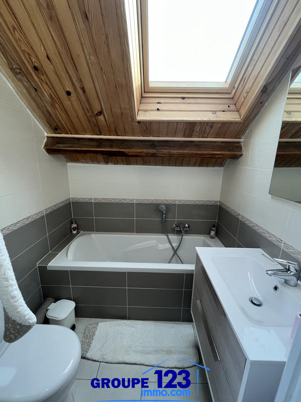 Maison - 102 m² - 5 pièces