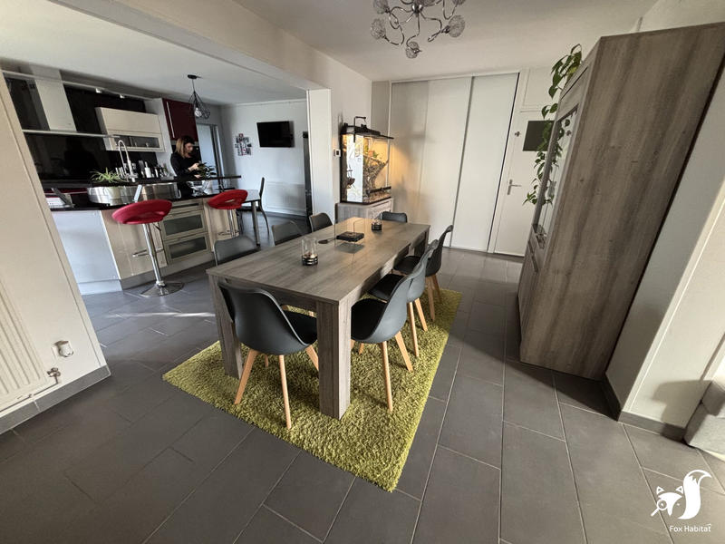 Maison - 110 m² - 5 pièces