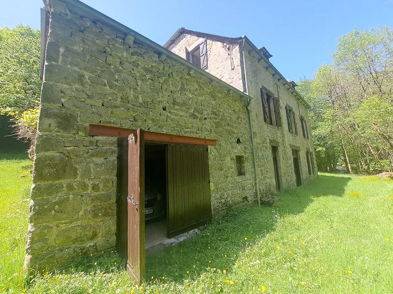 Moulin - 230 m² - 6 pièces