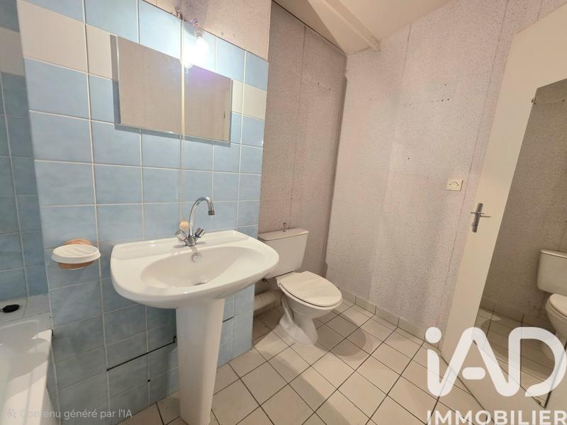 Maison - 128 m² - 7 pièces