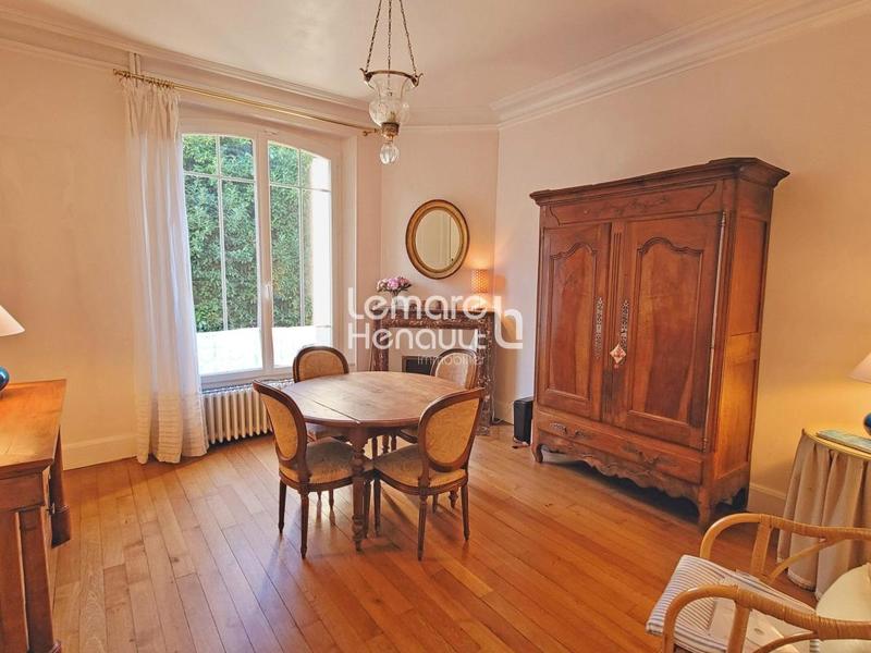 Maison de ville - 120 m² - 6 pièces