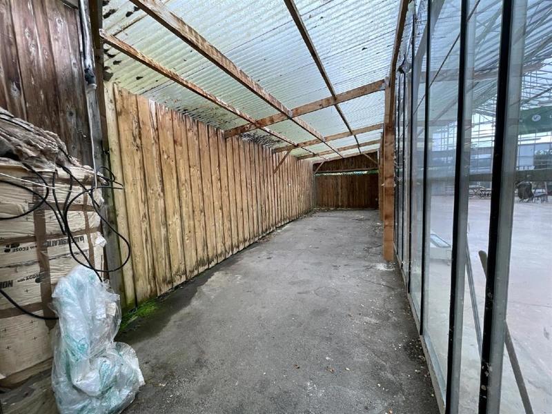 Entrepôt - 1 000 m²