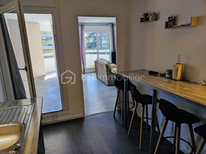 Appartement - 92 m² - 5 pièces