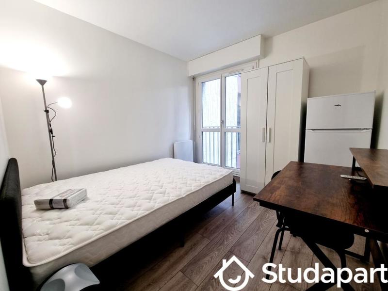 Chambre - 9 m² - 1 pièce
