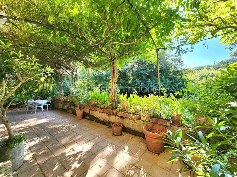 Ferme - 240 m² - 9 pièces