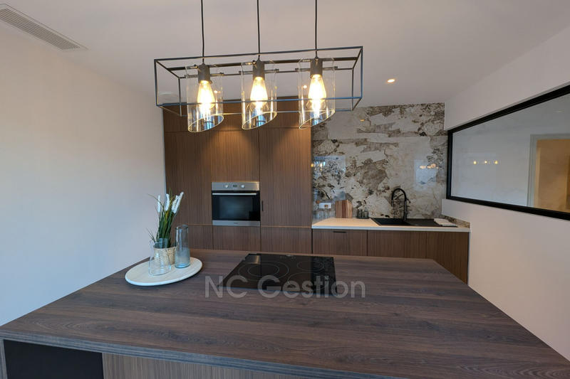 Appartement - 84 m² - 3 pièces