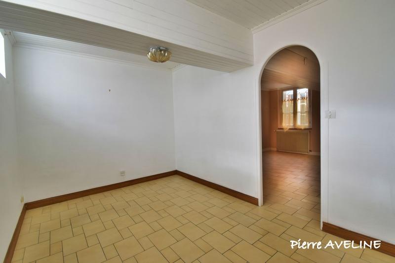 Maison - 161 m² - 8 pièces