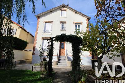 Maison - 159 m² - 6 pièces