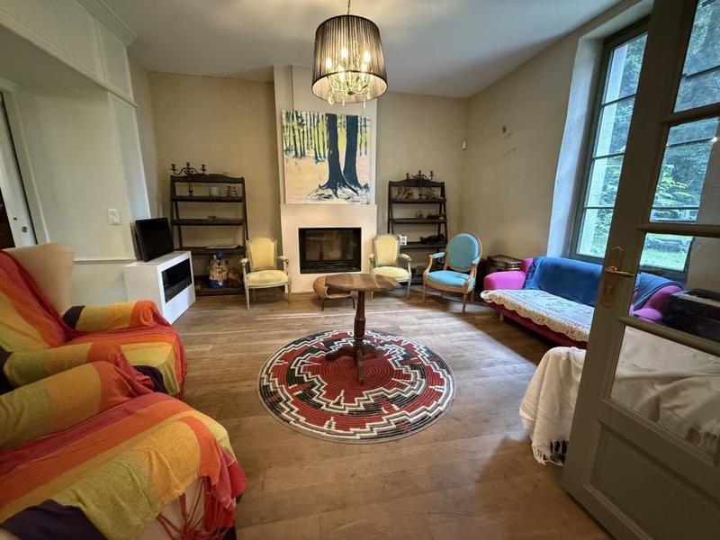 Demeure - 500 m² - 18 pièces