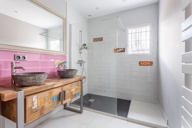 Villa - 209 m² - 6 pièces