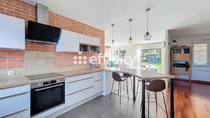 Pavillon - 126 m² - 5 pièces