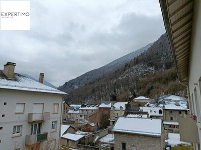 Appartement - 60 m² - 4 pièces