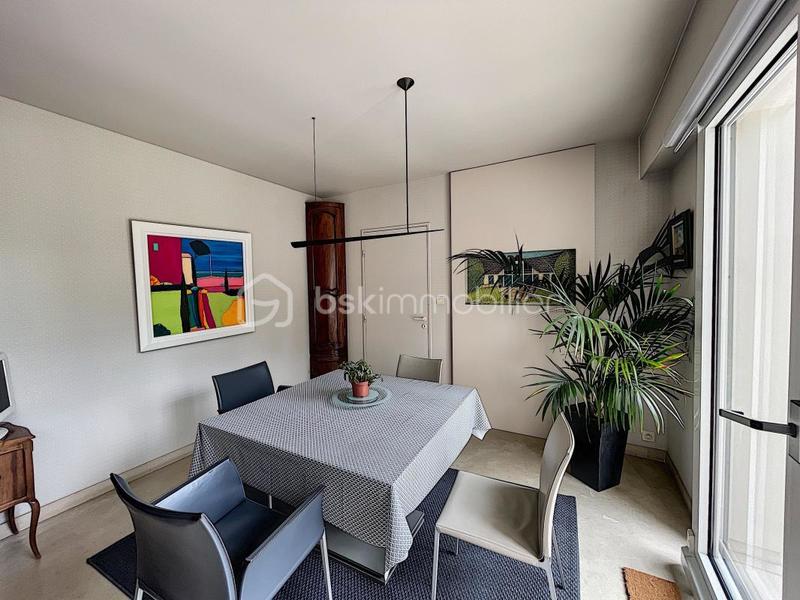 Maison d'architecte - 255 m² - 6 pièces