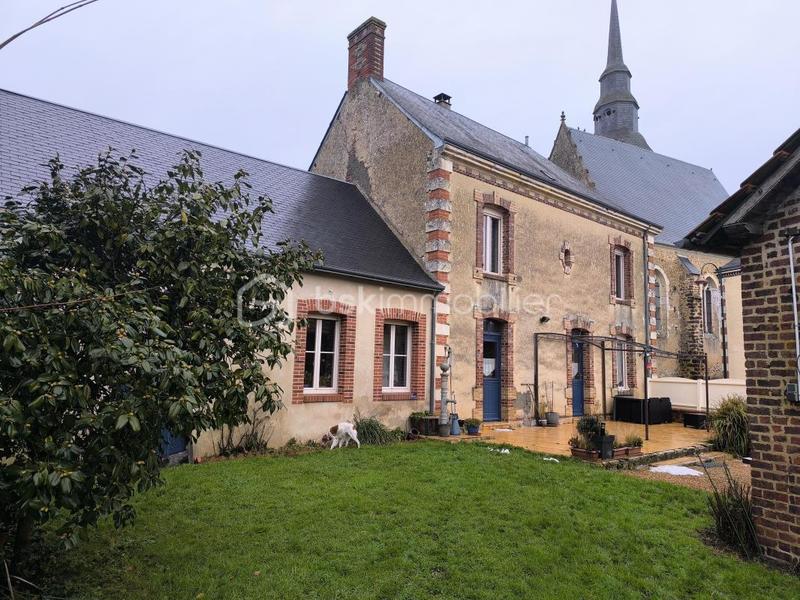 Maison de bourg - 149 m² - 7 pièces