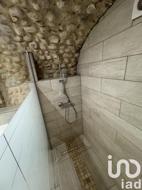 Maison - 202 m² - 6 pièces