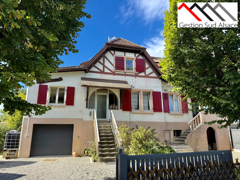 Maison - 166 m² - 8 pièces