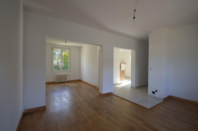 Maison - 98 m² - 5 pièces