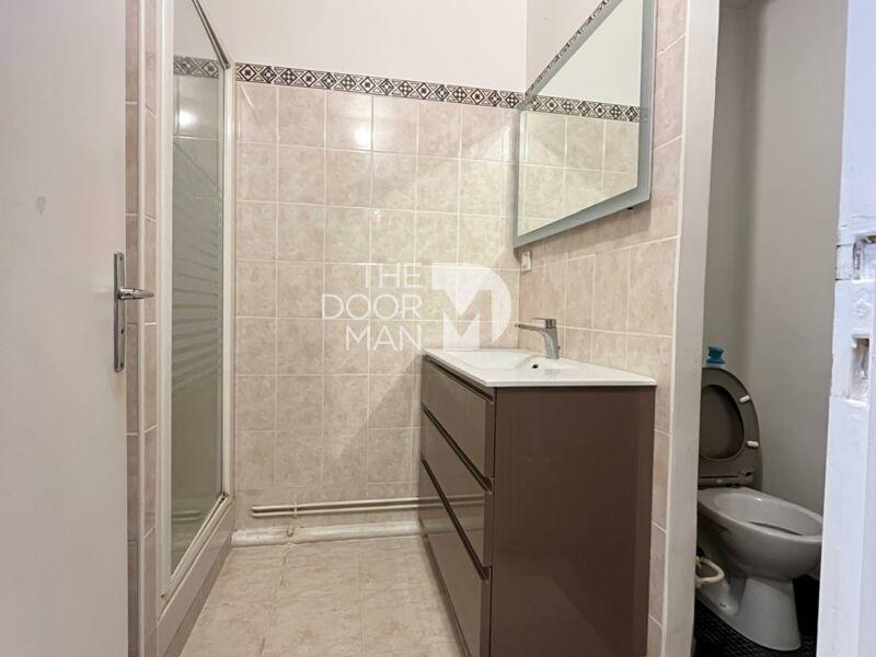 Appartement - 65 m² - 2 pièces