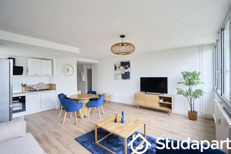 Chambre - 10 m² - 1 pièce