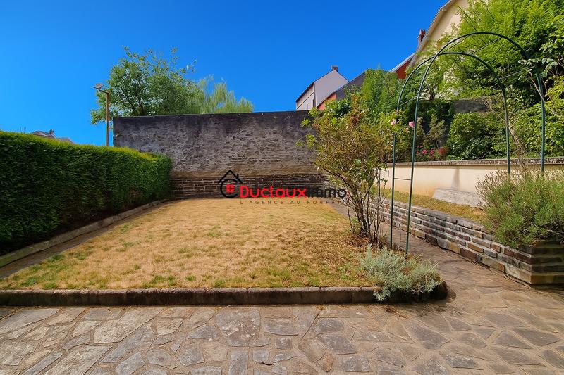 Maison - 104 m² - 5 pièces