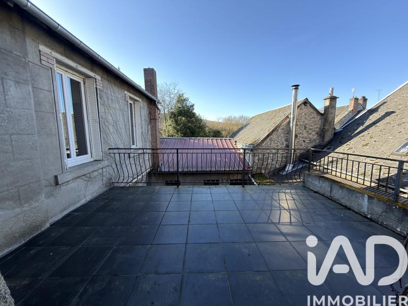 Maison - 180 m² - 7 pièces
