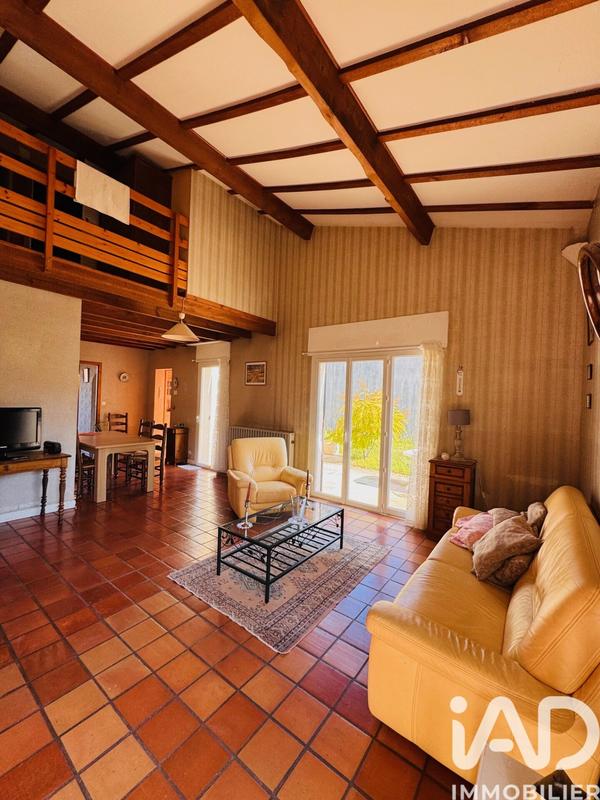 Maison - 93 m² - 4 pièces