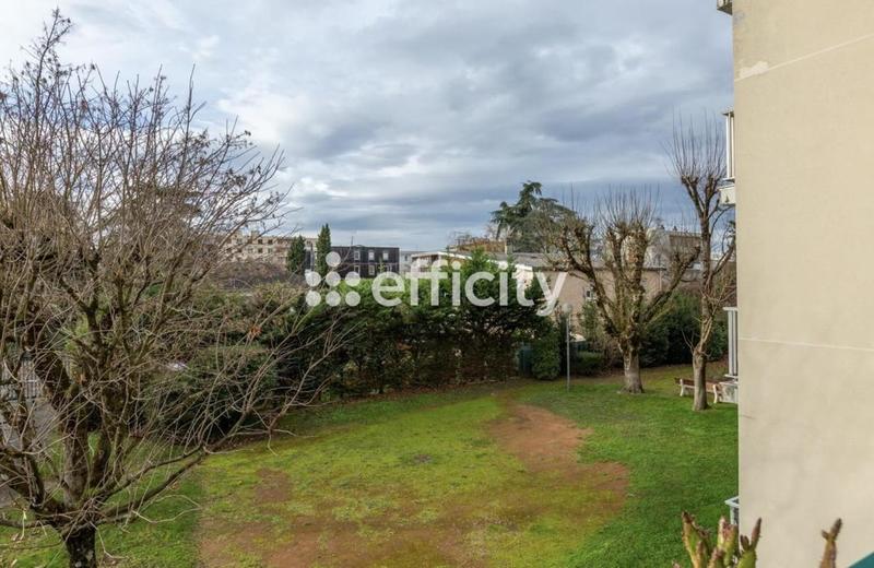 Appartement - 81 m² - 4 pièces