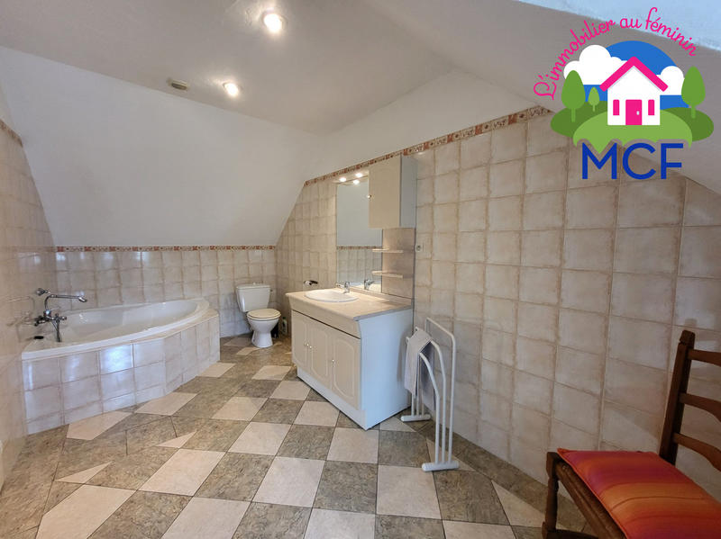 Maison traditionnelle - 127 m² - 5 pièces