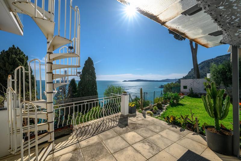 Appartement - 170 m² - 6 pièces