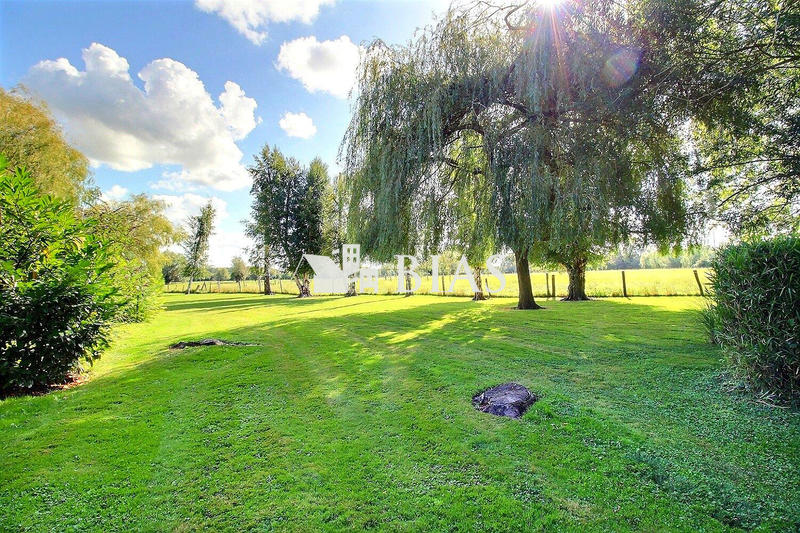 Maison - 272 m² - 7 pièces