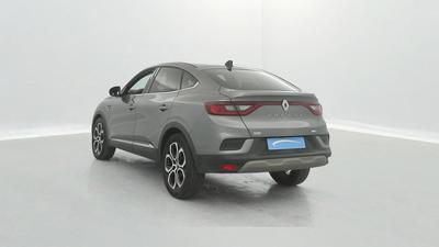 Renault Arkana E-Tech 145 21b Intens 5p