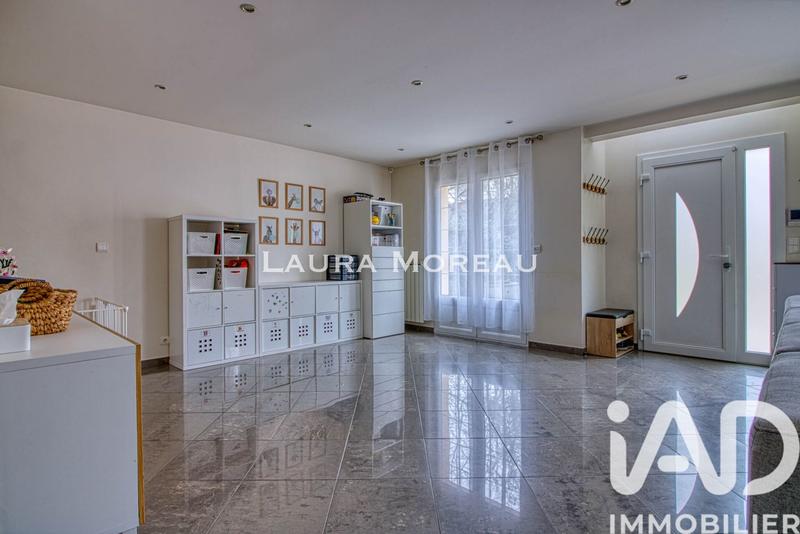 Maison - 163 m² - 8 pièces