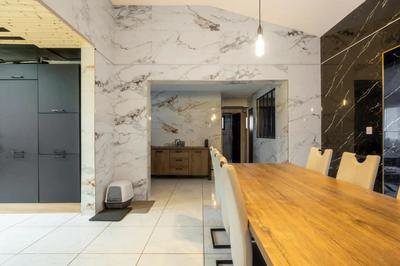 Maison - 145 m² - 6 pièces